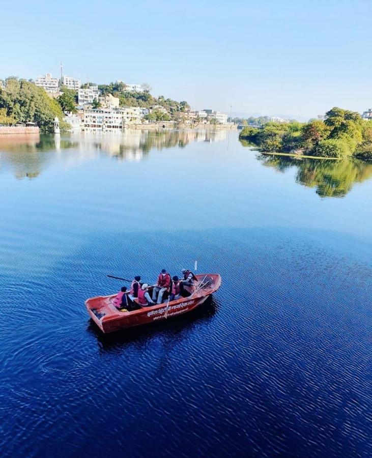 Hotel Antariksh Udaipur Esterno foto